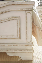 Load image into Gallery viewer, Realyn Queen Upholstered Panel Bed