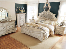 Load image into Gallery viewer, Realyn King Upholstered Panel Bed