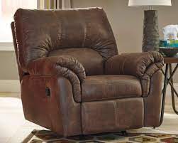 ROCKER RECLINER